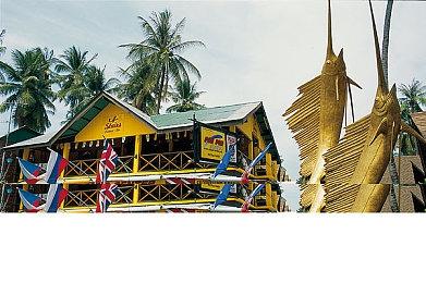 它来了！死了清零的生存游戏 《沙盒与副本：英勇之地》今日免费开玩